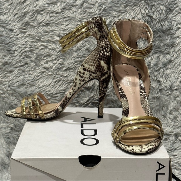 ALDO “Snakeskin” Leinan ankle strap Heels, Size 8, with back zipper - Picture 3 of 7